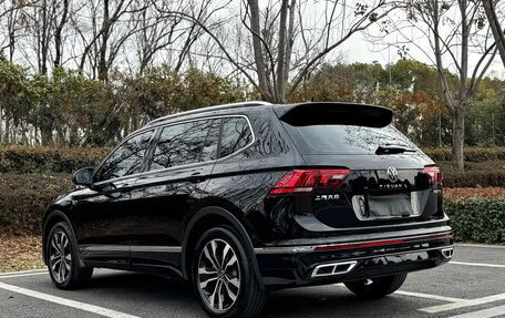 Volkswagen Tiguan, 2025 год, 4 050 555 рублей, 11 фотография