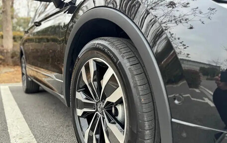 Volkswagen Tiguan, 2025 год, 4 050 555 рублей, 12 фотография