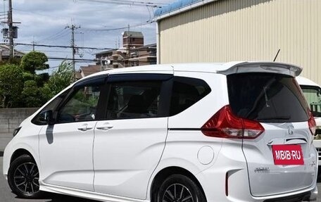 Honda Freed II, 2018 год, 1 367 000 рублей, 6 фотография