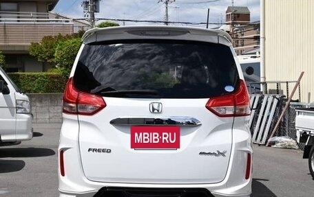 Honda Freed II, 2018 год, 1 367 000 рублей, 7 фотография