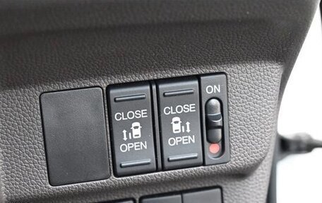 Honda Freed II, 2018 год, 1 367 000 рублей, 23 фотография