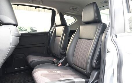 Honda Freed II, 2018 год, 1 367 000 рублей, 30 фотография