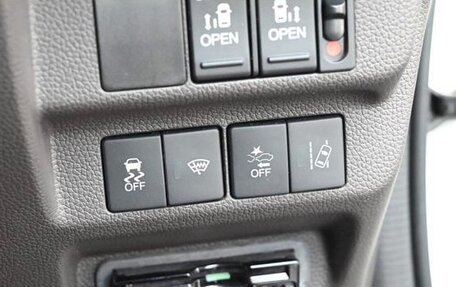 Honda Freed II, 2018 год, 1 367 000 рублей, 25 фотография