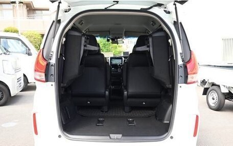 Honda Freed II, 2018 год, 1 367 000 рублей, 38 фотография