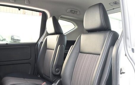 Honda Freed II, 2018 год, 1 367 000 рублей, 28 фотография