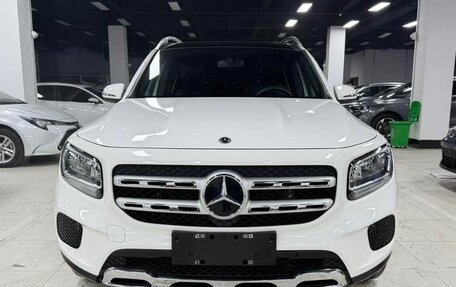 Mercedes-Benz GLB, 2023 год, 2 210 000 рублей, 2 фотография