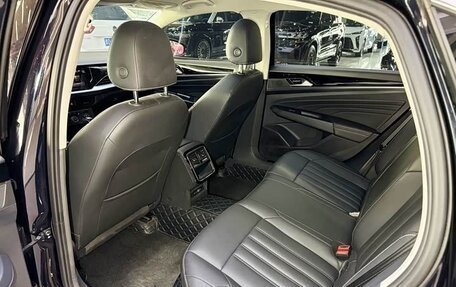 Volkswagen Passat B8 рестайлинг, 2023 год, 1 998 000 рублей, 15 фотография