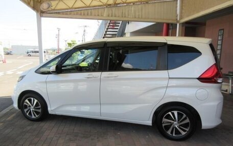 Honda Freed II, 2018 год, 1 247 000 рублей, 3 фотография