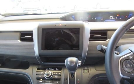 Honda Freed II, 2018 год, 1 247 000 рублей, 13 фотография