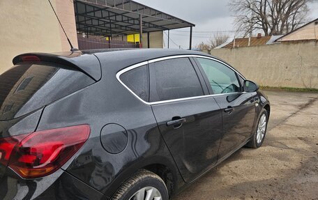 Opel Astra J, 2014 год, 830 000 рублей, 4 фотография