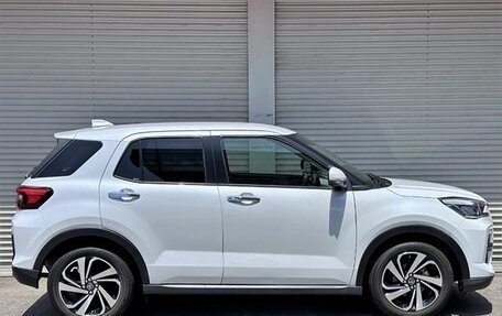 Toyota Raize I, 2022 год, 1 440 000 рублей, 4 фотография