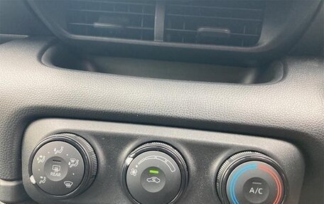 Toyota Yaris, 2021 год, 760 000 рублей, 6 фотография