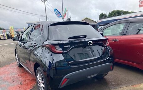 Toyota Yaris, 2021 год, 760 000 рублей, 10 фотография