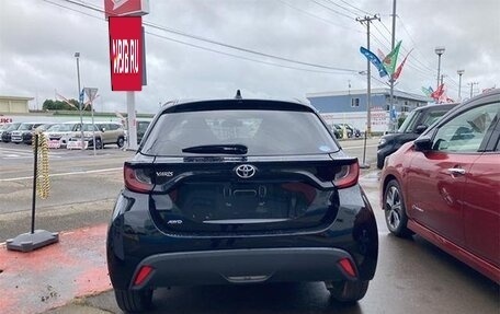 Toyota Yaris, 2021 год, 760 000 рублей, 9 фотография