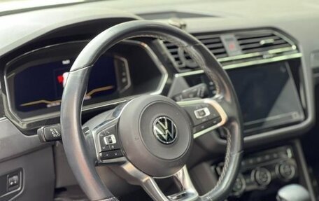 Volkswagen Tiguan II, 2021 год, 2 600 000 рублей, 12 фотография