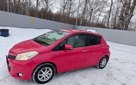 Toyota Vitz, 2011 год, 710 000 рублей, 3 фотография