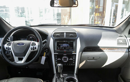 Ford Explorer VI, 2013 год, 1 798 000 рублей, 20 фотография