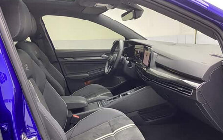 Volkswagen Golf VIII, 2023 год, 1 805 000 рублей, 14 фотография