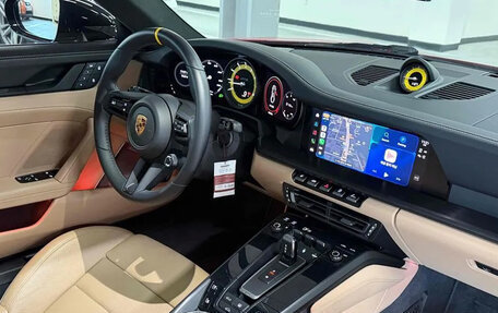 Porsche 911, 2023 год, 13 737 777 рублей, 7 фотография