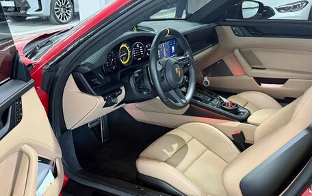 Porsche 911, 2023 год, 13 737 777 рублей, 6 фотография