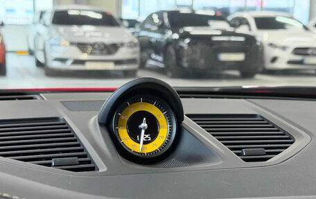 Porsche 911, 2023 год, 13 737 777 рублей, 12 фотография