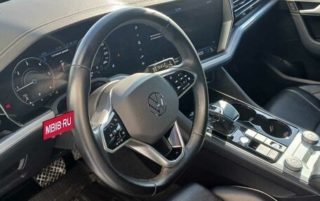 Volkswagen Touareg III, 2022 год, 7 500 000 рублей, 3 фотография