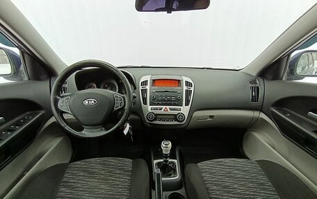 KIA cee'd I рестайлинг, 2009 год, 670 000 рублей, 13 фотография