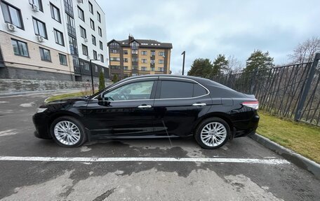 Toyota Camry, 2019 год, 3 040 000 рублей, 4 фотография