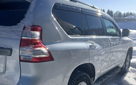 Toyota Land Cruiser Prado 150 рестайлинг 2, 2015 год, 3 800 000 рублей, 3 фотография