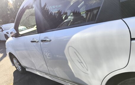 Toyota Sienta I, 2013 год, 990 000 рублей, 10 фотография