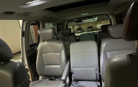 Hyundai Grand Starex Grand Starex I рестайлинг 2, 2009 год, 1 420 000 рублей, 4 фотография