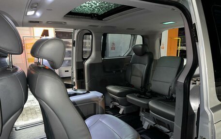 Hyundai Grand Starex Grand Starex I рестайлинг 2, 2009 год, 1 420 000 рублей, 15 фотография