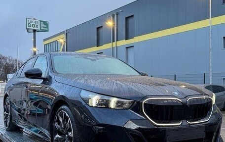 BMW 5 серия, 2025 год, 10 000 000 рублей, 5 фотография