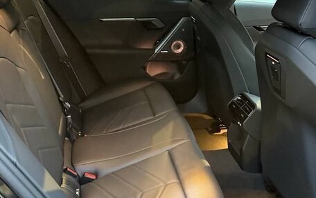 BMW 5 серия, 2025 год, 10 000 000 рублей, 24 фотография