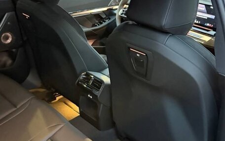 BMW 5 серия, 2025 год, 10 000 000 рублей, 14 фотография