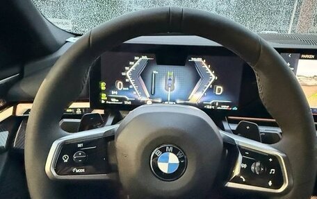 BMW 5 серия, 2025 год, 10 000 000 рублей, 26 фотография