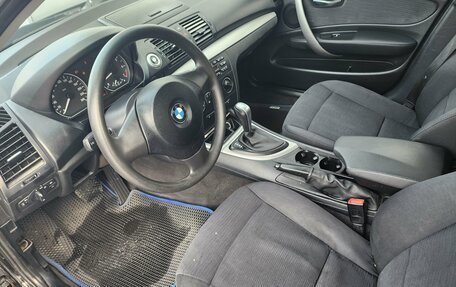 BMW 1 серия, 2010 год, 500 000 рублей, 11 фотография