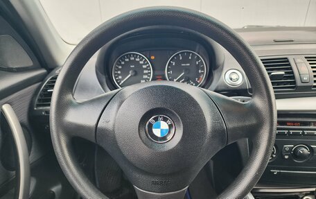 BMW 1 серия, 2010 год, 500 000 рублей, 17 фотография