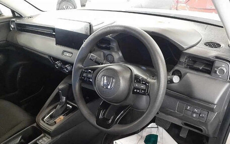 Honda Vezel, 2022 год, 2 260 000 рублей, 8 фотография