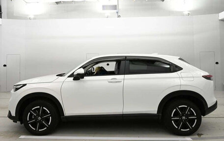 Honda Vezel, 2022 год, 2 260 000 рублей, 7 фотография