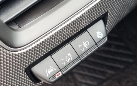 Renault Arkana I, 2023 год, 1 560 000 рублей, 13 фотография