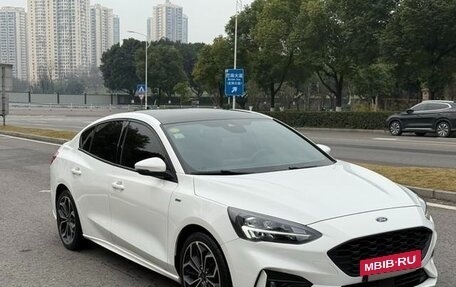 Ford Focus IV, 2022 год, 1 090 000 рублей, 3 фотография