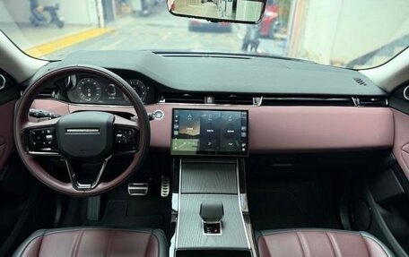 Land Rover Range Rover Evoque II, 2024 год, 4 400 000 рублей, 12 фотография