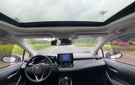 Toyota Corolla, 2022 год, 1 350 000 рублей, 8 фотография