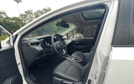 Toyota Corolla, 2022 год, 1 350 000 рублей, 7 фотография