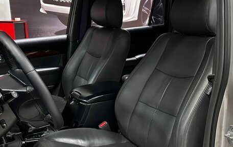 Toyota Land Cruiser Prado 120 рестайлинг, 2007 год, 2 390 000 рублей, 12 фотография