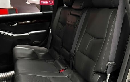 Toyota Land Cruiser Prado 120 рестайлинг, 2007 год, 2 390 000 рублей, 13 фотография