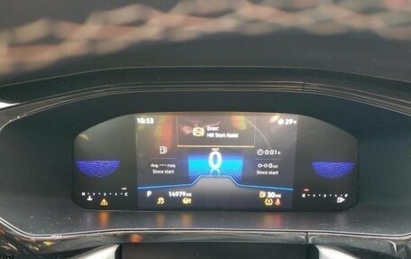 Volkswagen Taos, 2023 год, 2 370 000 рублей, 9 фотография