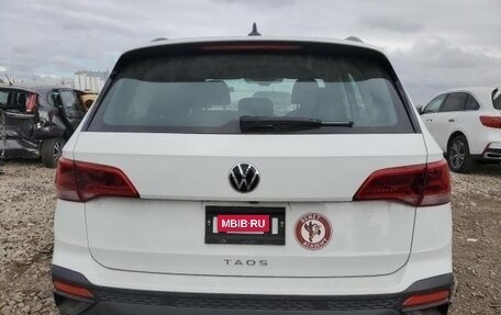 Volkswagen Taos, 2023 год, 2 370 000 рублей, 6 фотография