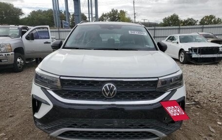 Volkswagen Taos, 2023 год, 2 370 000 рублей, 5 фотография